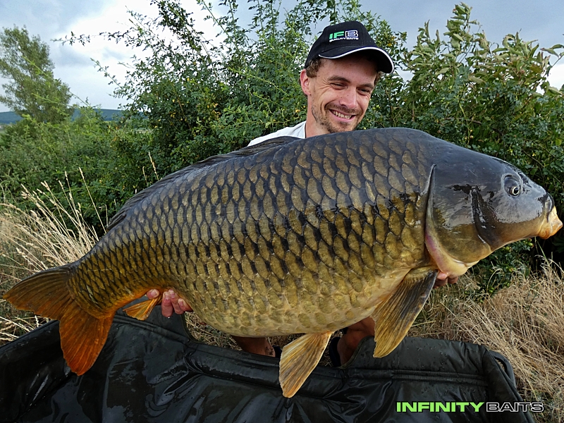 Článek Prázdninová kapří horečka Infinity Baits
