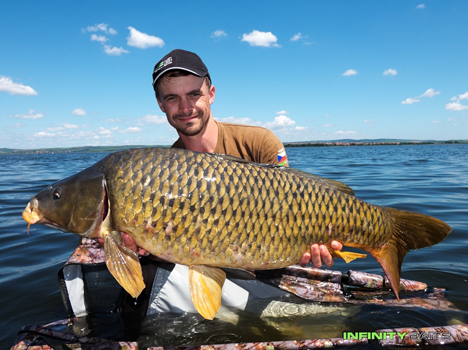 článek Z nuly na sto Infinity Baits