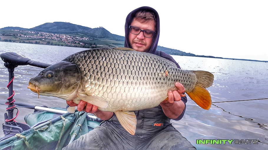 článek Poprvé na lodi Infinity Baits