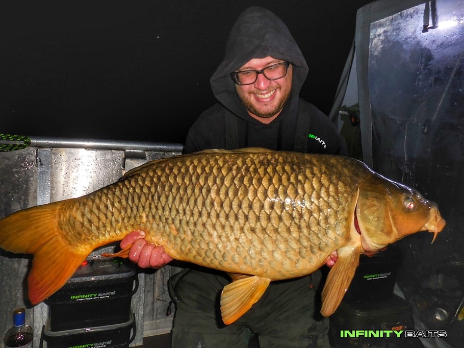 článek Poprvé na lodi Infinity Baits