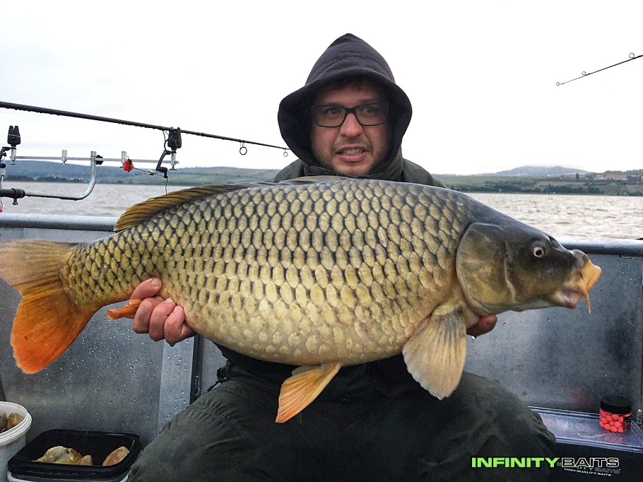 článek Poprvé na lodi Infinity Baits