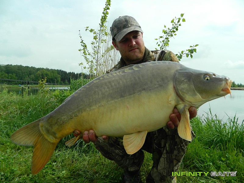 report 1. Sraz Infinity Teamu Infinity Baits