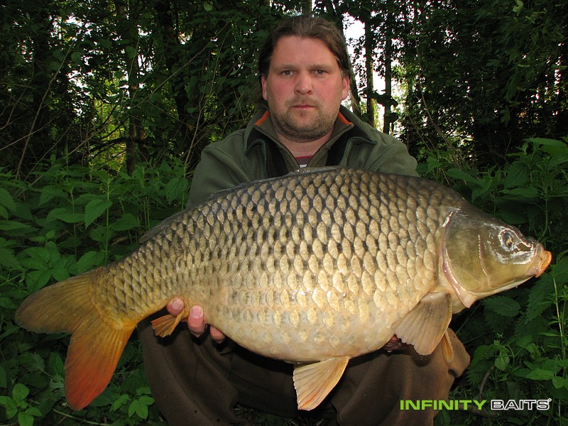 report Oblíbené místo Infinity Baits