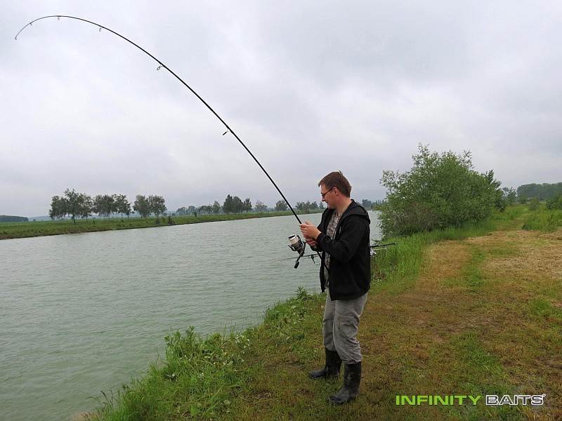 report Víkendová rybařina se Stinkym Infinity Baits