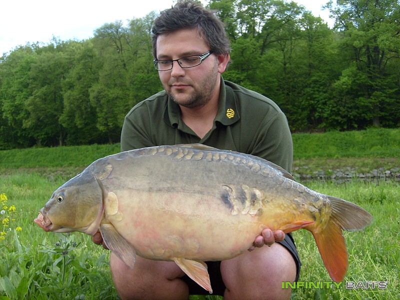 report Opožděná zpráva z května Infinity Baits