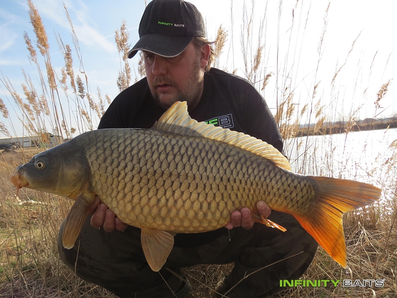 report První letošní kapřík Infinity Baits