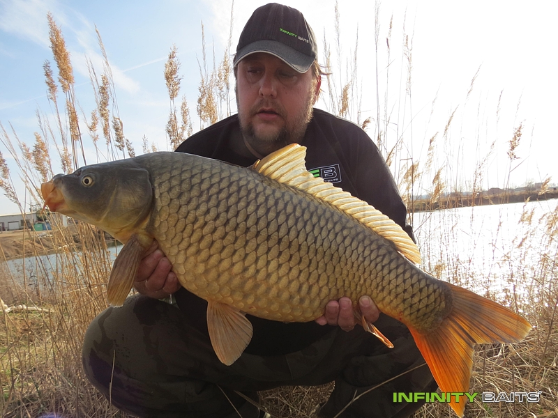report První letošní kapřík Infinity Baits