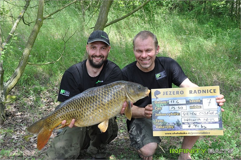 report R-SPEKT CARP CUB Infinity Baits