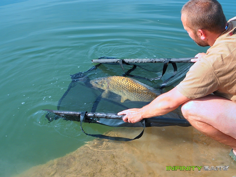 report První víkend s manželkou Infinity Baits