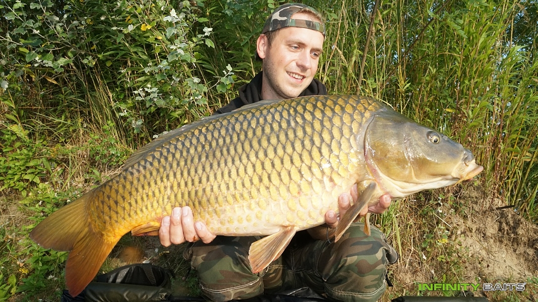 report Rybačka s rodinkou Infinity Baits