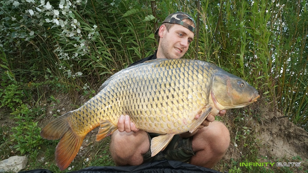 report Rybačka s rodinkou Infinity Baits