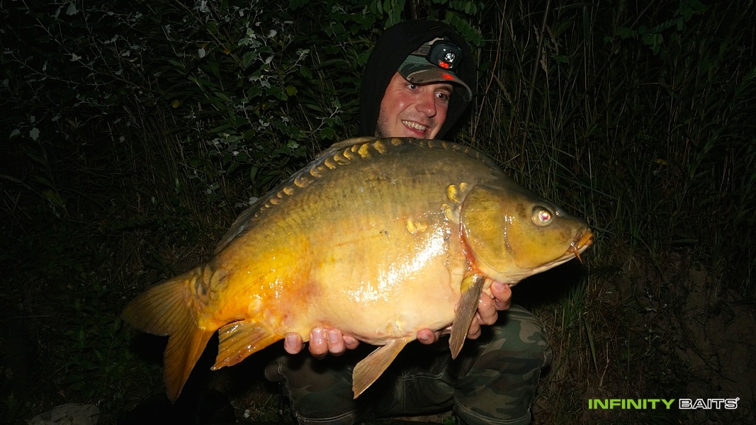 report Rybačka s rodinkou Infinity Baits