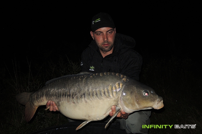report Pan Šedivec Infinity Baits