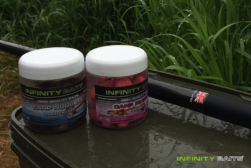 report s Přáteli hluboko v lesích Infinity Baits