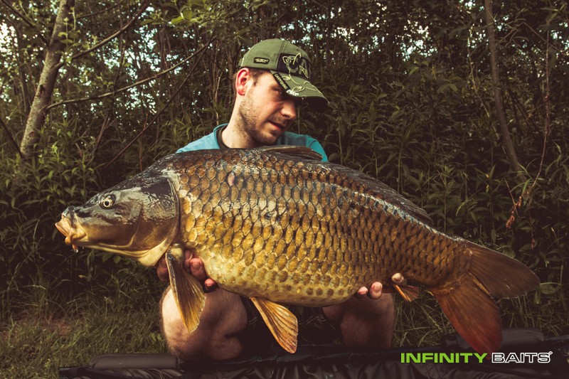 report Stinkyho jízda Infinity Baits
