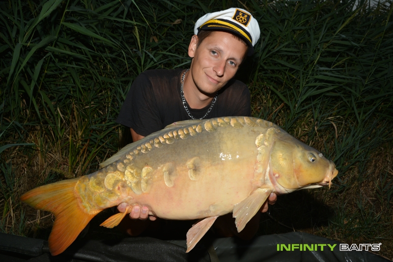 report Na skok k rákosí Infinity Baits