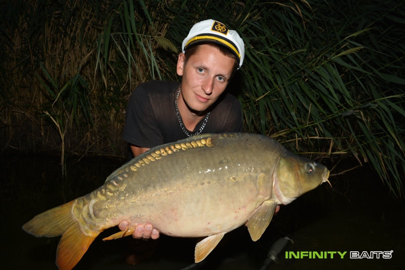 report Na skok k rákosí Infinity Baits