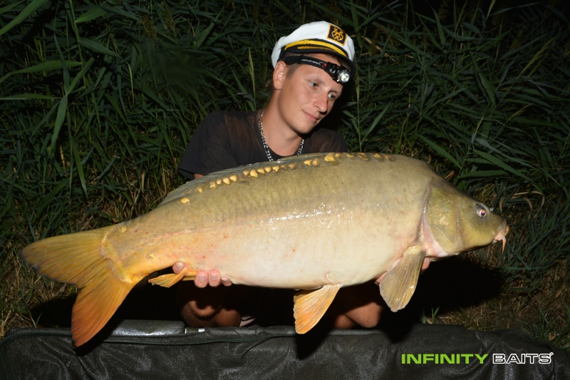 report Na skok k rákosí Infinity Baits