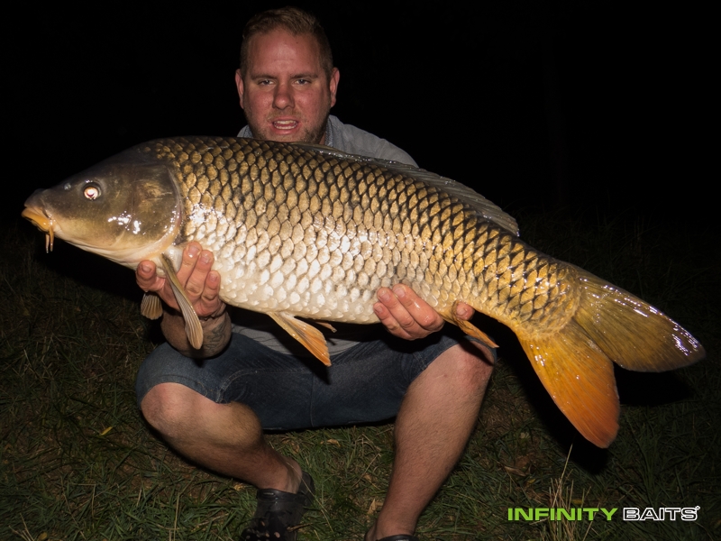 report Krásné noci na Labi Infinity Baits