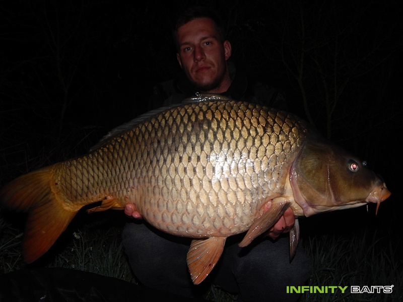 report Na zátoce Infinity Baits