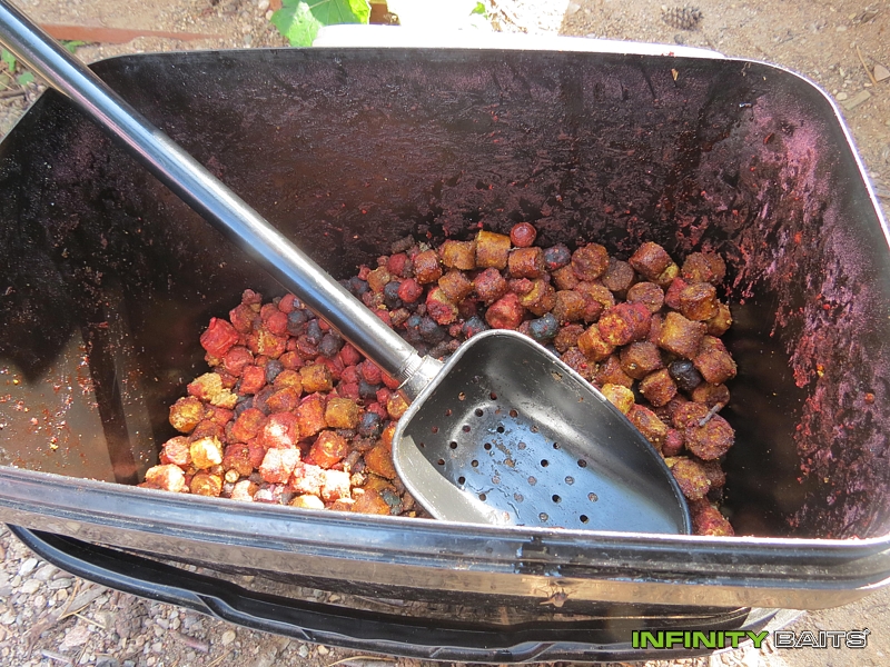 report Pohoda u vody Infinity Baits