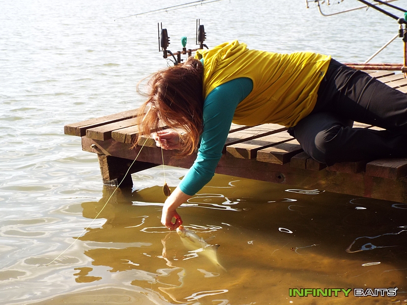 Report Profoukaná velikonoční pískovna Infinity Baits