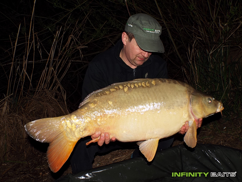 Report Profoukaná velikonoční pískovna Infinity Baits