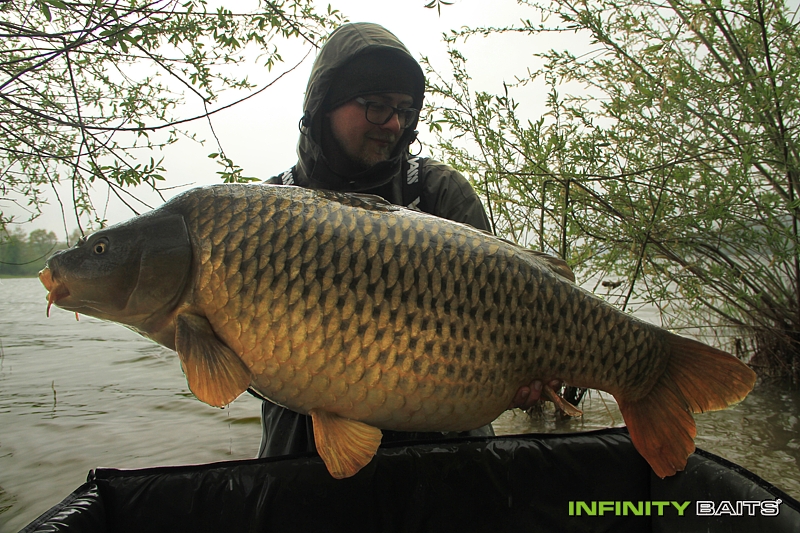 report Zahájení Infinity Baits