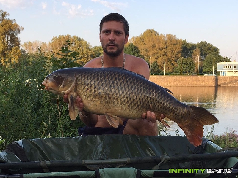 klikni pro zvětšení report Lov pod jezem Infinity Baits