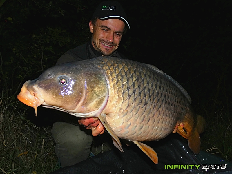 report Podzimní řeka Infinity Baits