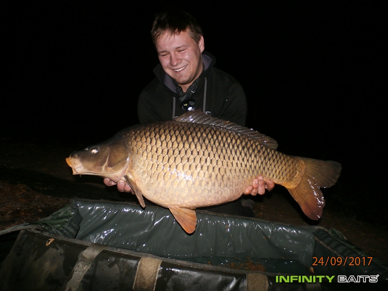 report Patnáctikilový krasavec Infinity Baits