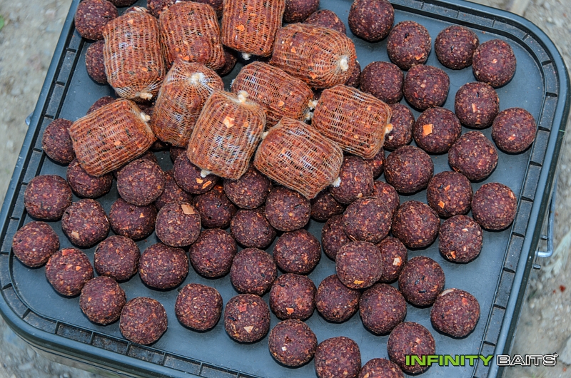 klikni pro zvětšení Report Kapři vs. Já Infinity Baits