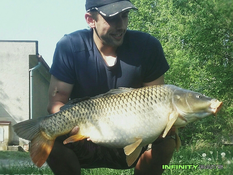 klikni pro zvětšení report Smoked Salmon boduje Infinity Baits