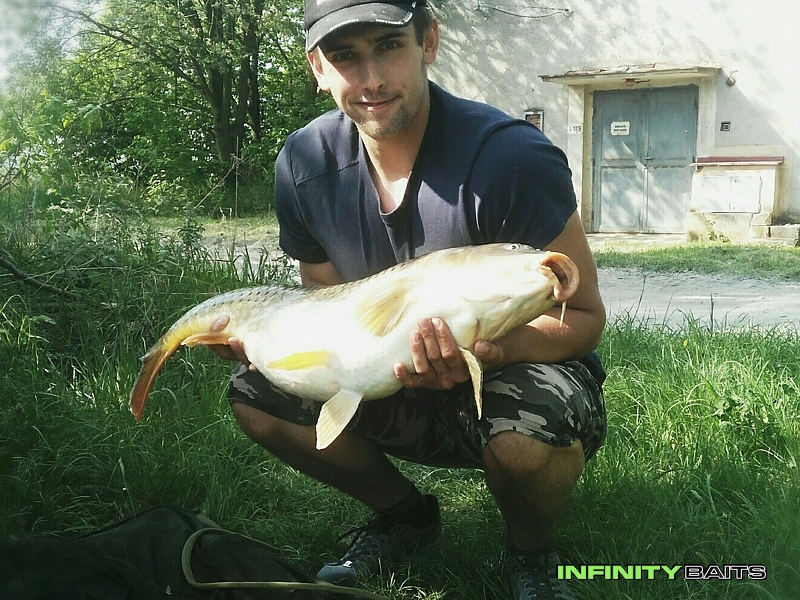 klikni pro zvětšení report Smoked Salmon boduje Infinity Baits
