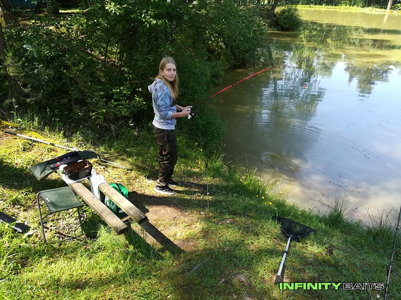 klikni pro zvětšení report Neodolatelný česnek Infinity Baits