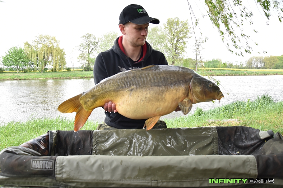 klikni pro otevření report Duben podruhé Infinity Baits