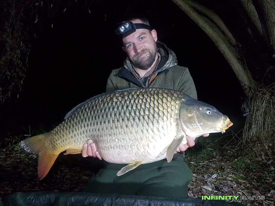 report Listopad u řeky Infinity Baits
