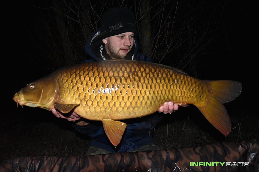 report Silvestrovská rozlučka Infinity Baits