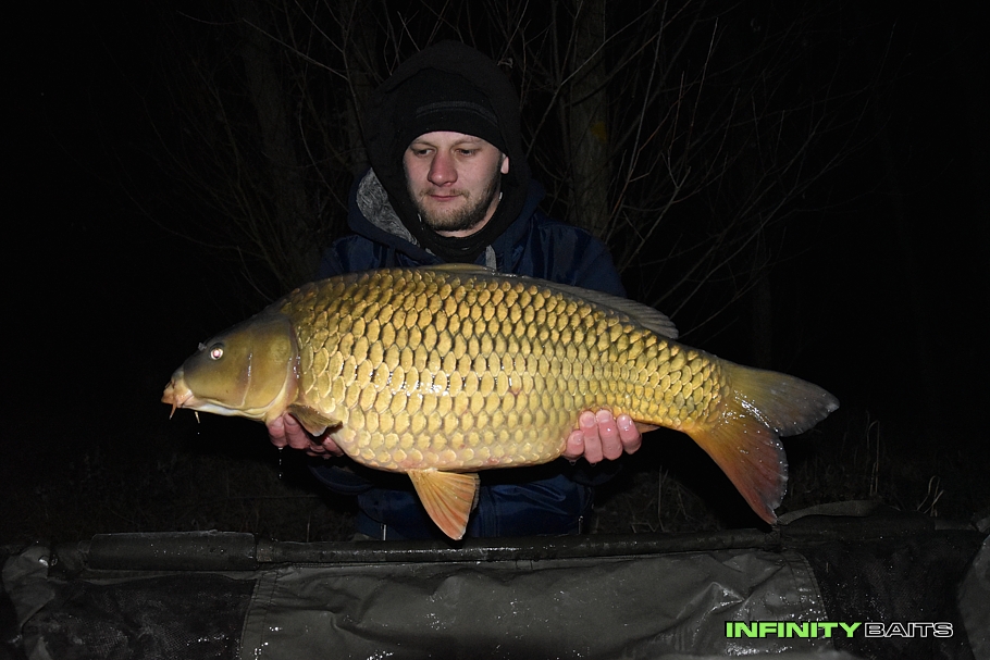 report Silvestrovská rozlučka Infinity Baits