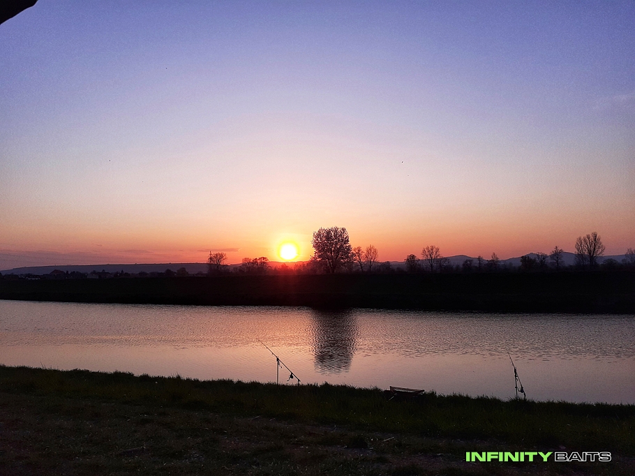 report Jen na dvě noci Infinity Baits