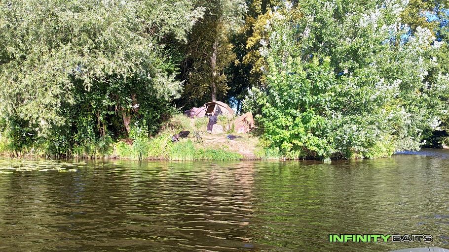 report Poslední prázdninový Infinity baits