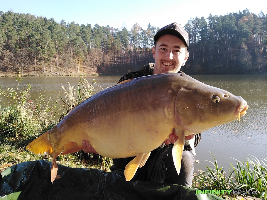 report Podzimní kaři Infinity Baits