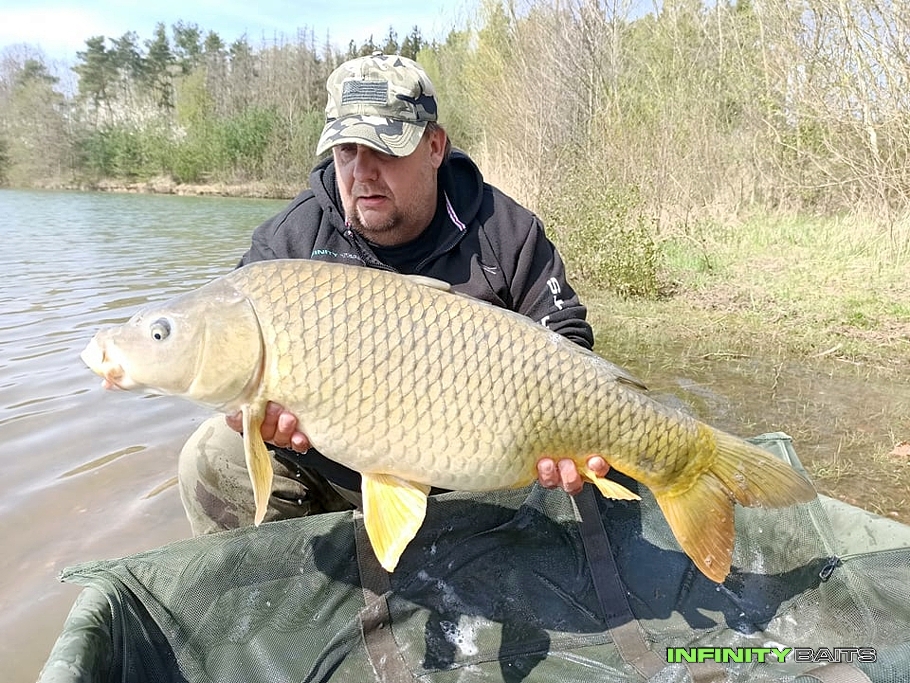 report Nový začátek Infinity baits