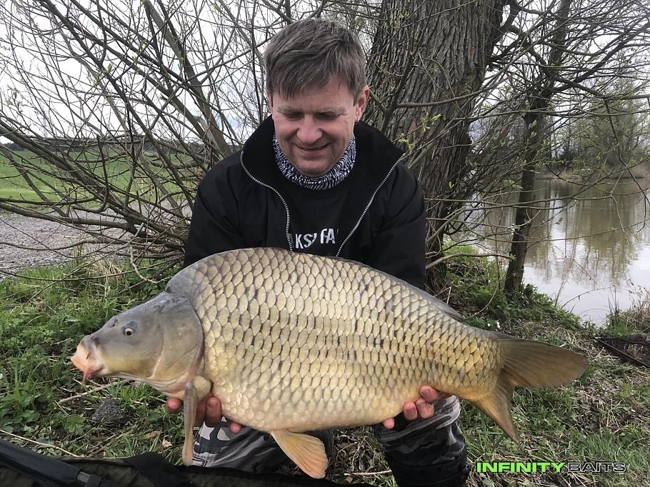 report Květnové zahájení Infinity baits