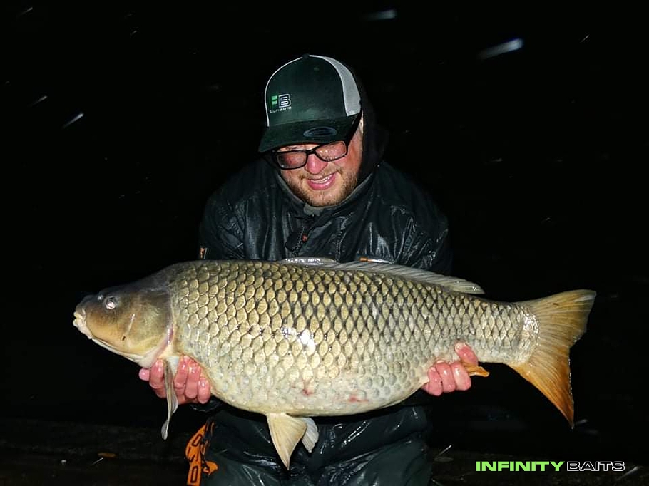 report Kapr v dešti Infinity Baits