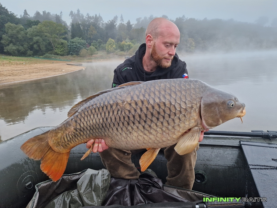 report Výprava na lodi Infinity Baits