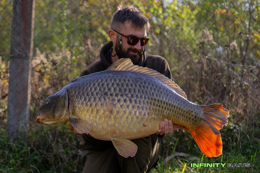 report Lov na malých vodách Infinity Baits