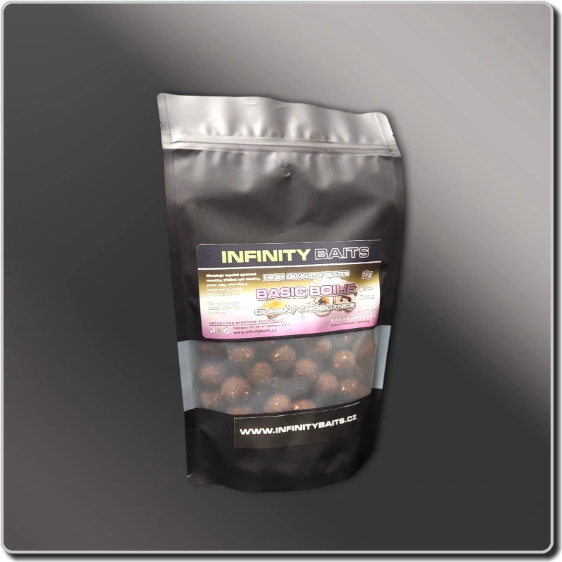 Basic boilies Oliheň/chobotnice 1 kg 24 mm