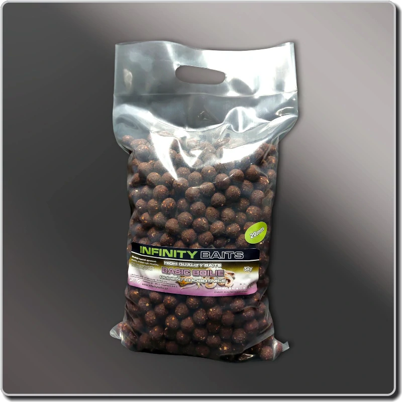 Basic boilies Oliheň/chobotnice 5 kg 20 mm